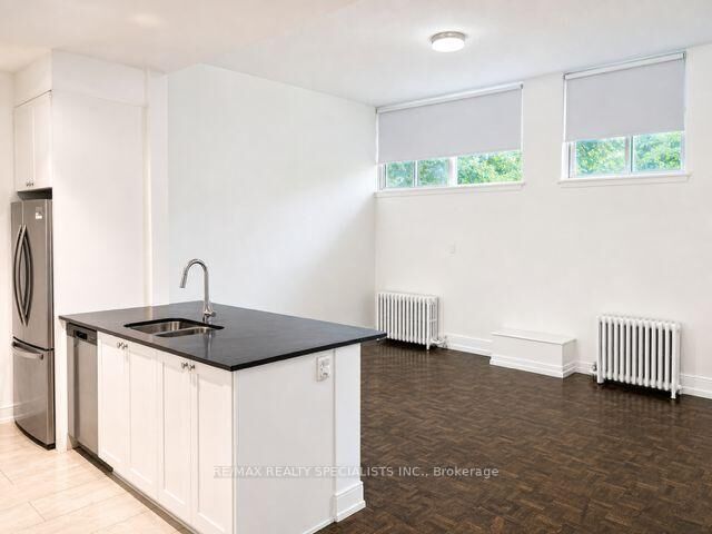 Property Photo:  105 Isabella Street 107  ON M4Y 1M9 