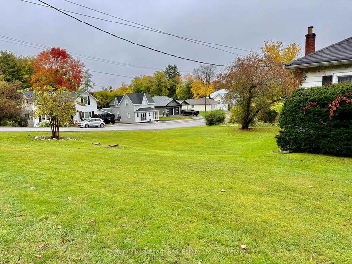 Property Photo: 28 Madoc Street ON K0K 2M0