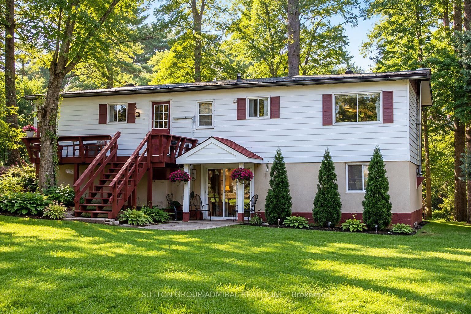 Property Photo:  1019 Loyalist Drive  ON K0M 2K0 