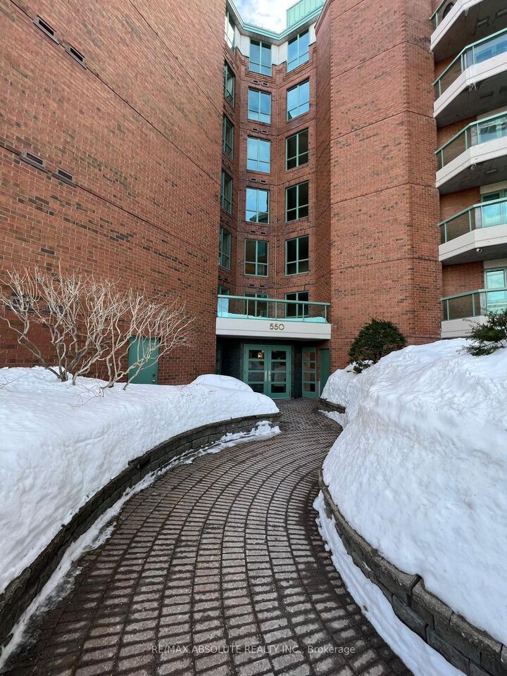 Property Photo:  550 Cambridge Street S 603  ON K1S 5N3 