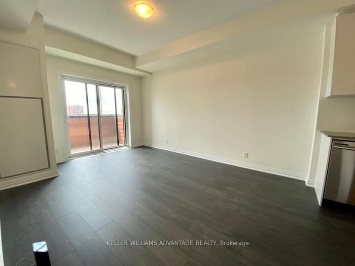 Property Photo:  128 Grovewood Common 214  ON L6H 0X5 