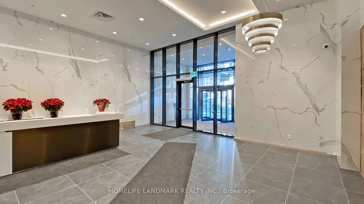 Property Photo:  4955 Yonge Street 2910  ON M2N 0L8 