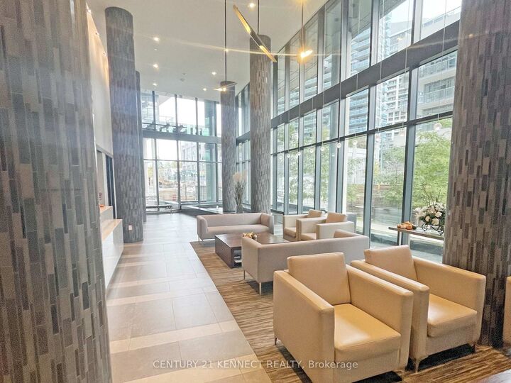 Property Photo:  39 Annie Craig Drive 1602  ON M8V 0C5 