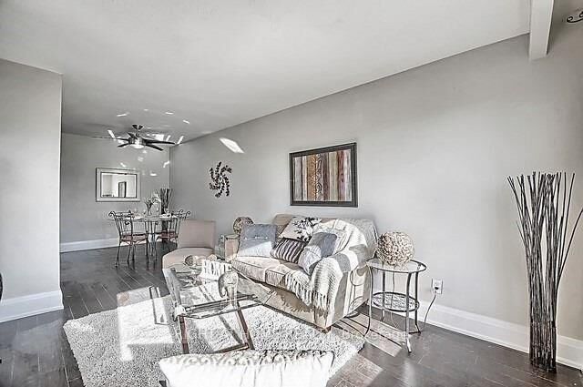 Property Photo:  167 Septonne Avenue Main Fl  ON L3Y 2W4 
