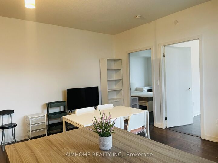 Property Photo:  52 Forest Manor Road 905  ON M2J 0E2 