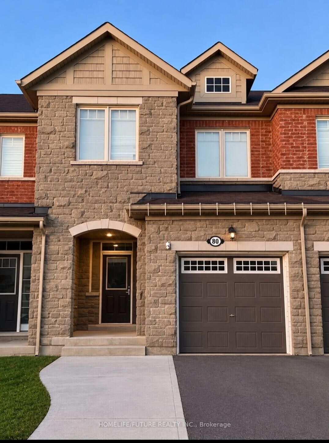 Property Photo:  80 Phyllis Drive  ON L7C 4E2 