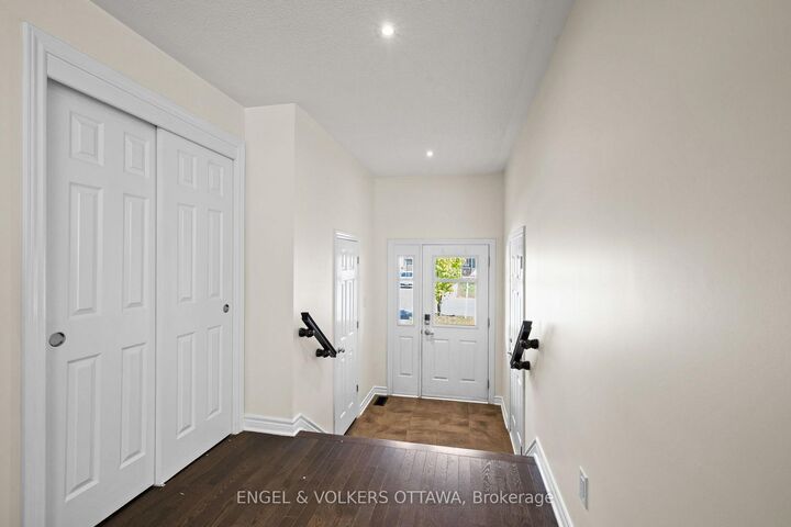 Property Photo:  561 Petrichor Crescent  ON K4A 0Y4 