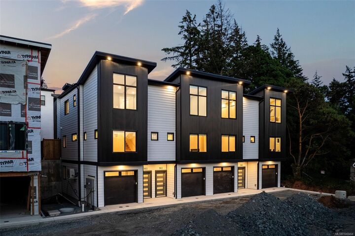 Property Photo:  970 Siskin Ridge  BC V9C 2X9 