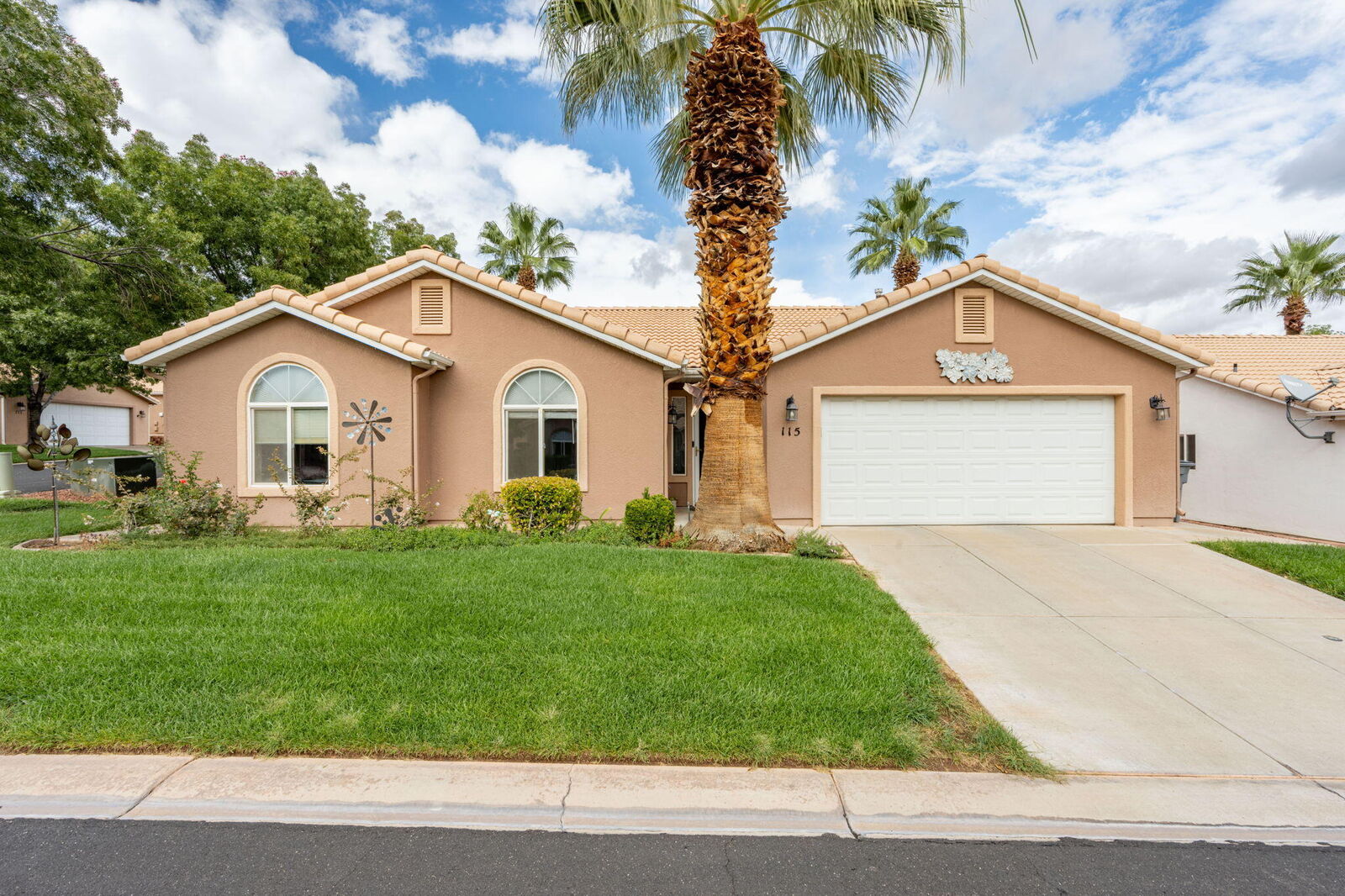 Property Photo: 210 N Mall Dr #115 UT 84790