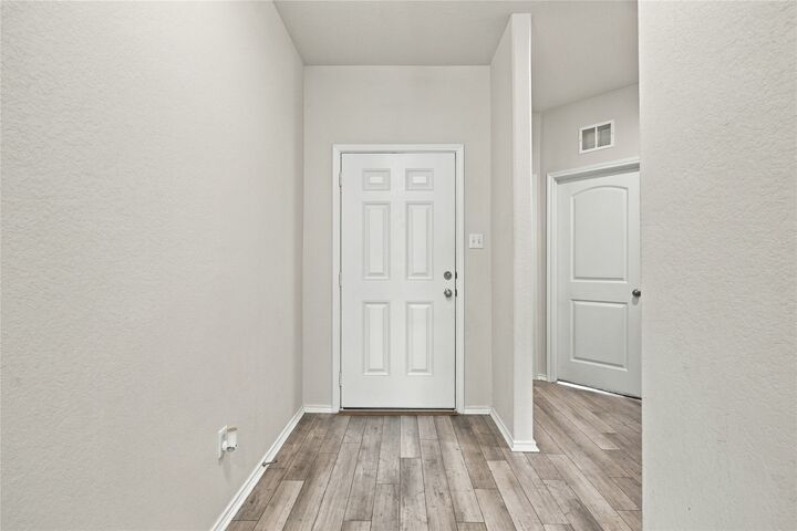 Property Photo:  172 Gunther Way  TX 76574 