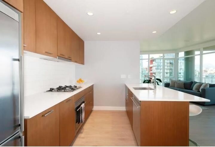 Property Photo:  1372 Seymour Street 2603  BC V6B 0L1 