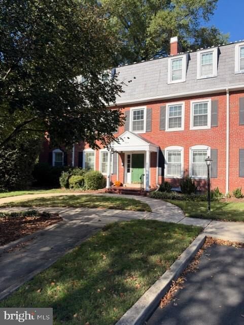 Property Photo: 3014 S Abingdon Street C1 VA 22206