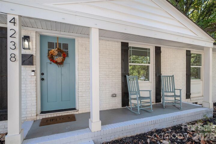 Property Photo: 4238 Dowling Drive NC 28205