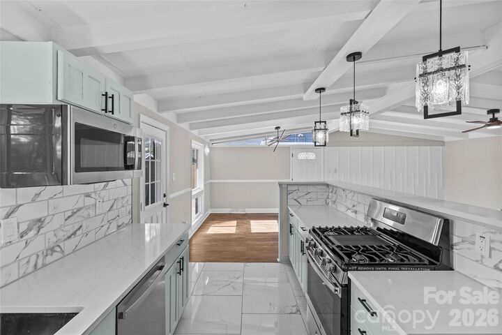 Property Photo:  5426 Milford Road  NC 28210 