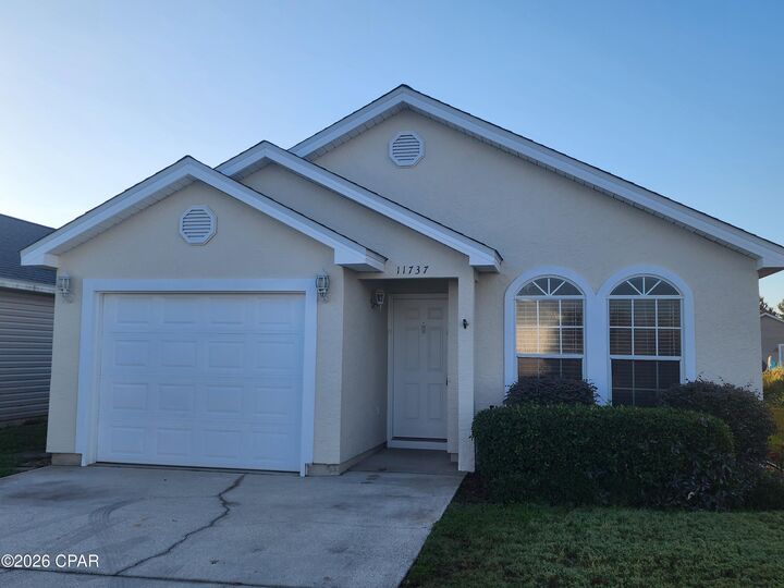 Property Photo:  11737 Cabana Court  FL 32407 
