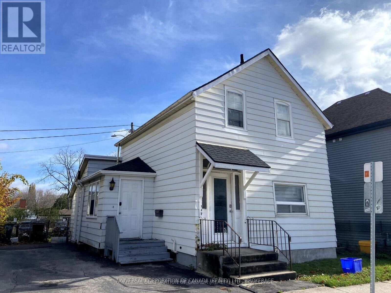 Property Photo:  137 Ross Street  ON N5R 3X9 