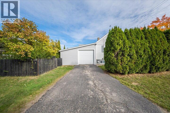 Property Photo:  710 10th Avenue  BC V0G 1P0 
