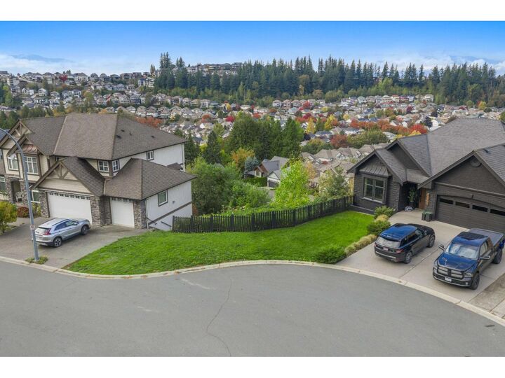 Property Photo:  5165 Cecil Ridge Place  BC V2R 6A1 