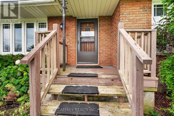 Property Photo:  2572 County Rd 1 East  ON K7R 3L2 