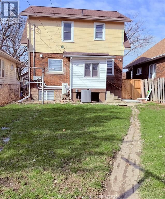 Property Photo:  1748 Hall Avenue Lower  ON N8W 2L4 