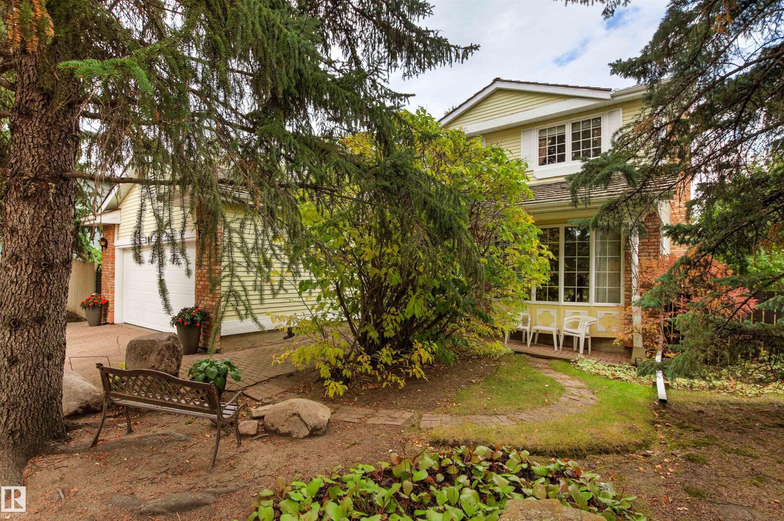Property Photo:  201 Rhatigan Road NW  AB T6R 1A2 
