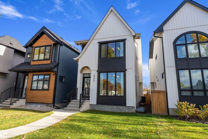 Property Photo:  9727 153 Street NW  AB T5P 2A4 
