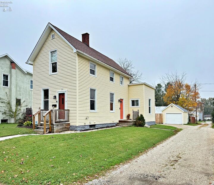 Property Photo:  111 Main Street  OH 44883 