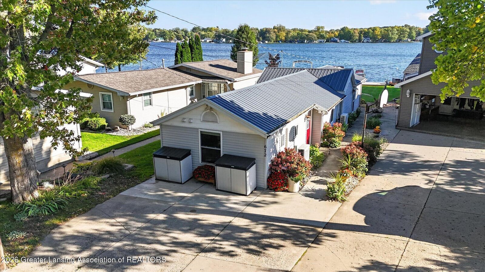 Property Photo:  672 Lakeview Drive  MI 48849 