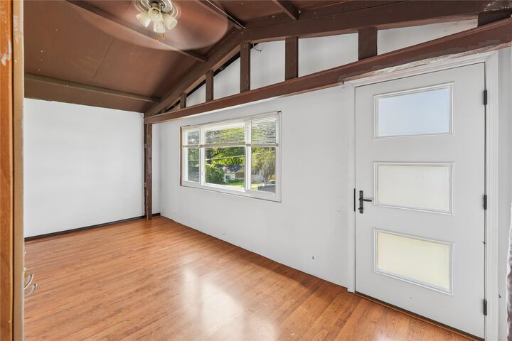 Property Photo:  725 27th Street  IA 50312 