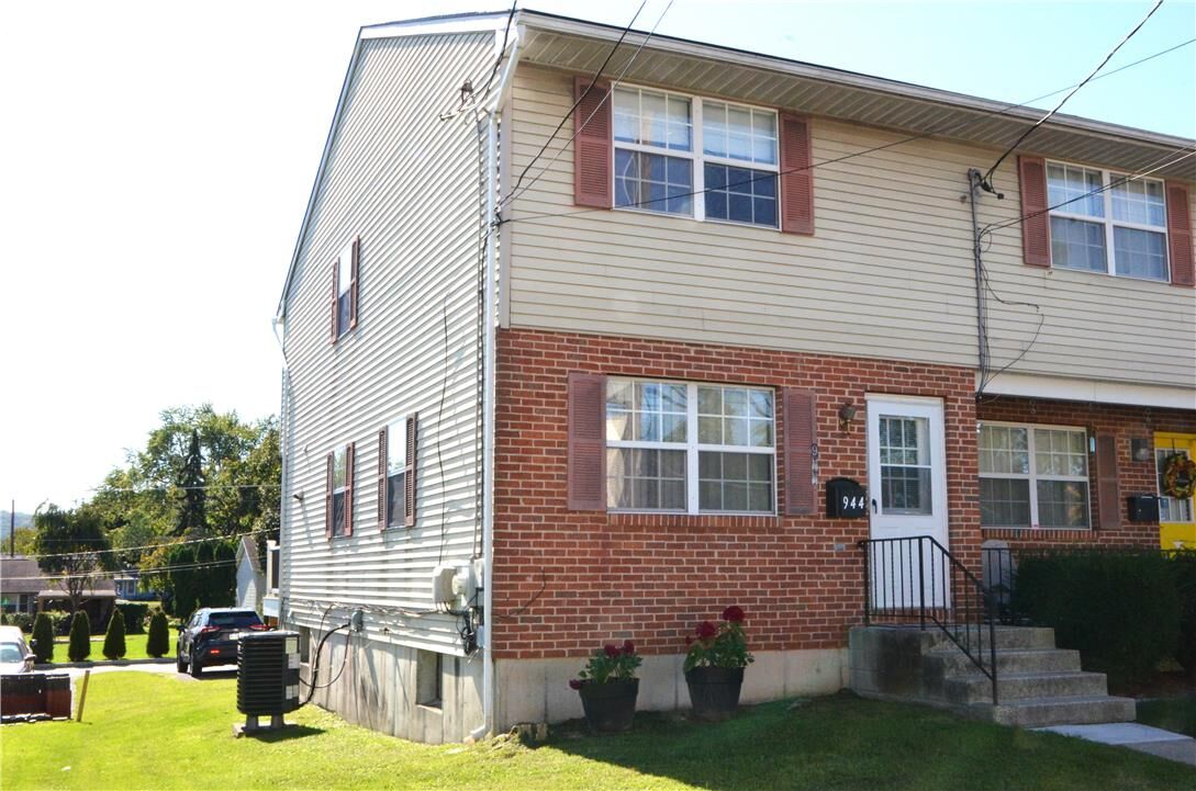 Property Photo: 944 W Wyoming Street PA 18103
