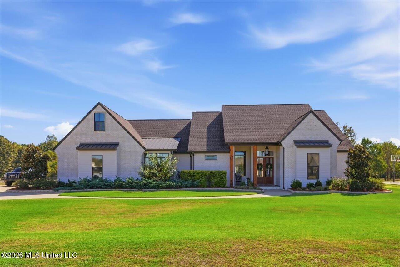 Property Photo: 218 Disciple Drive MS 39047