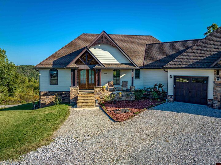Property Photo:  651 Eagle Roost Road  AR 72519 