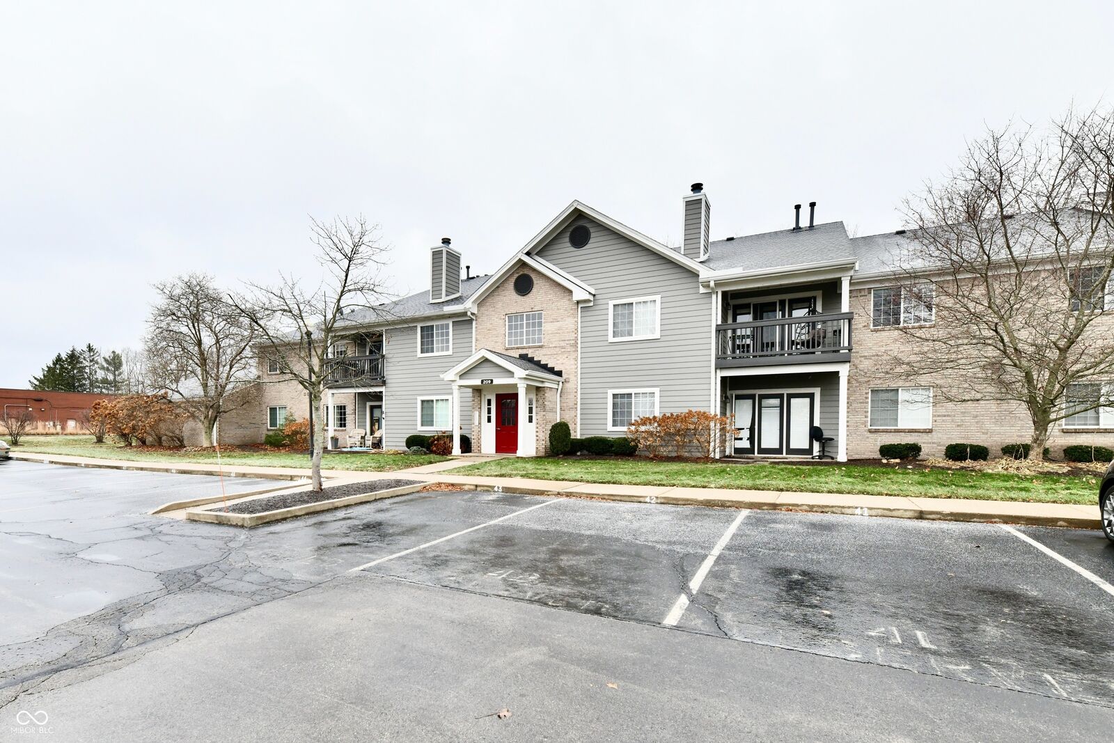 Property Photo:  209 Faulkner Court 205  IN 46032 
