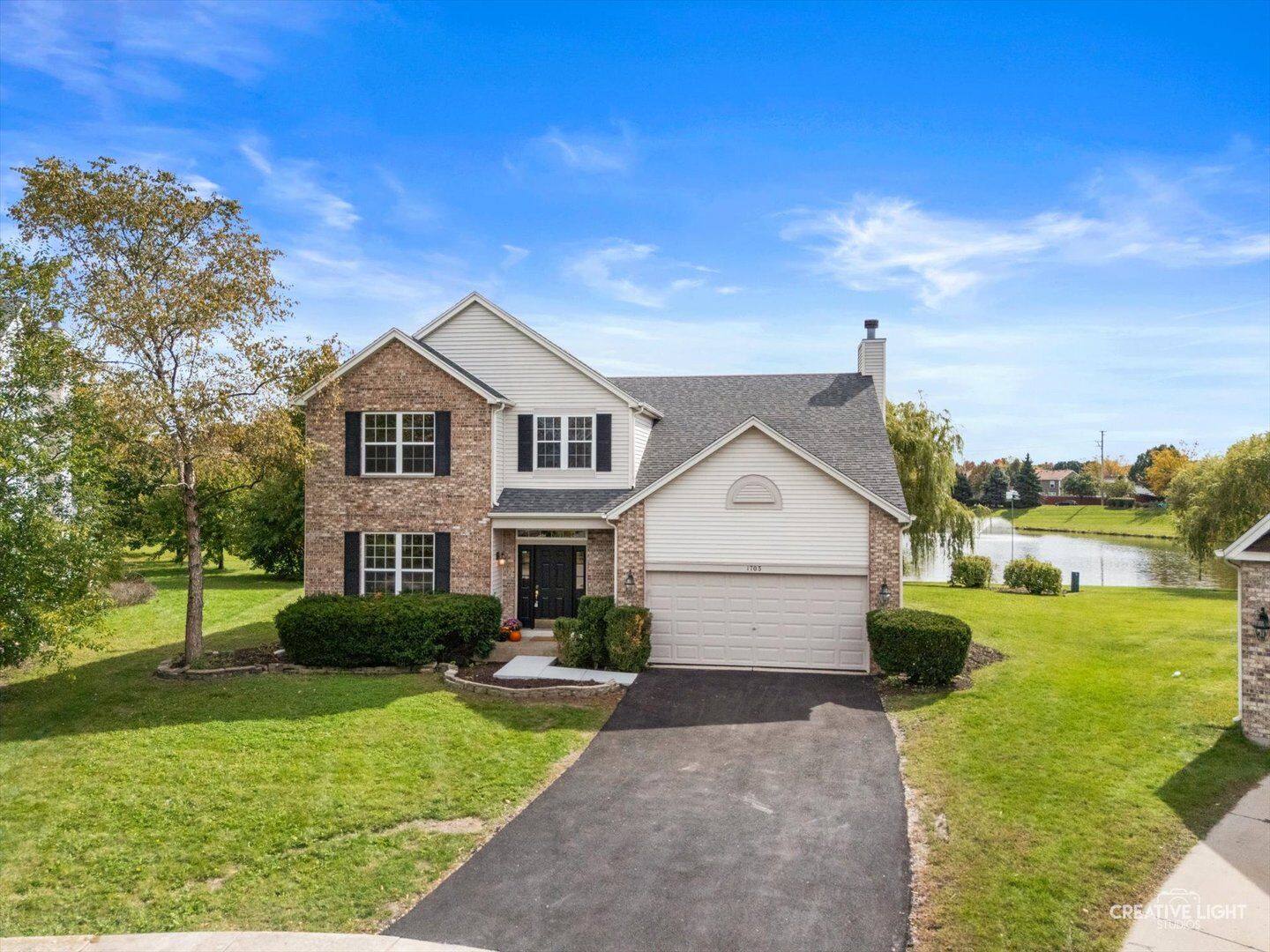 Property Photo: 1703 Hidden Oaks Court IL 60586