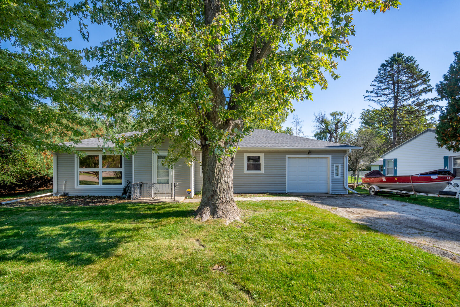 Property Photo:  41123 N 2nd Street  IL 60002 