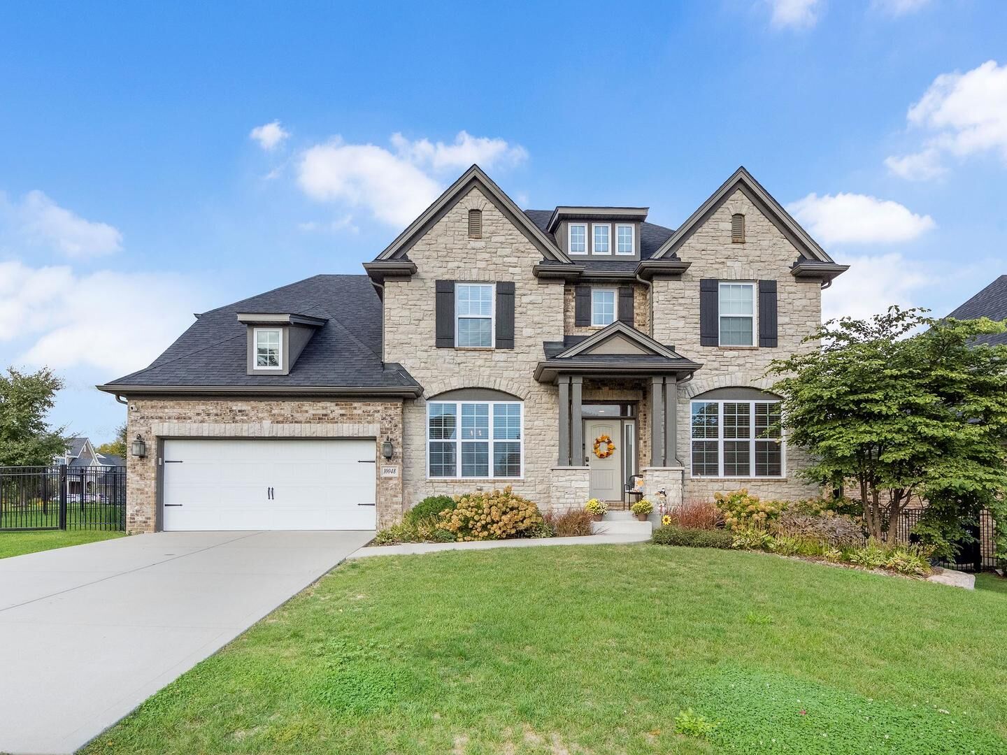 Property Photo: 10048 El Cameno Real Drive IL 60462