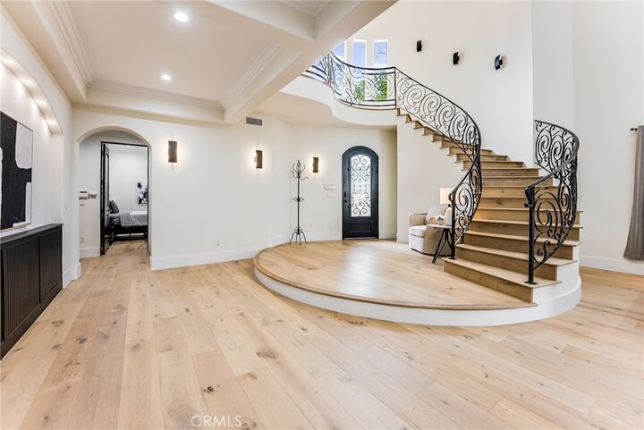 Property Photo:  23123 Oxnard  CA 91367 