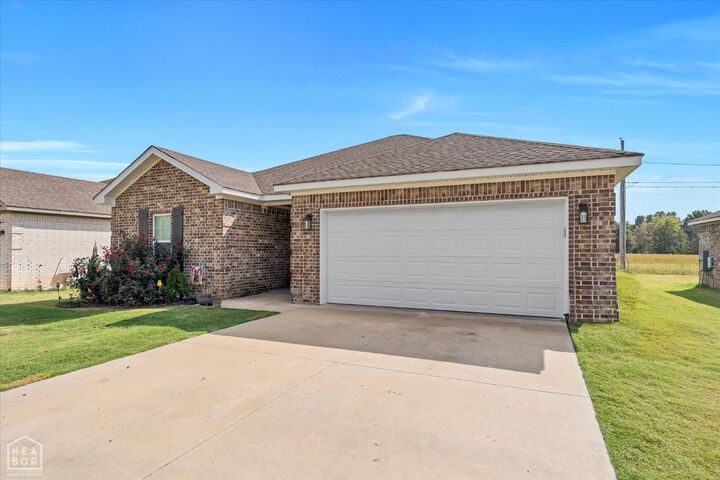 Property Photo: 113 Redwood AR 72416