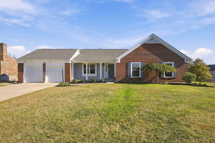 Property Photo:  2312 Summerset Circle  KY 41042 