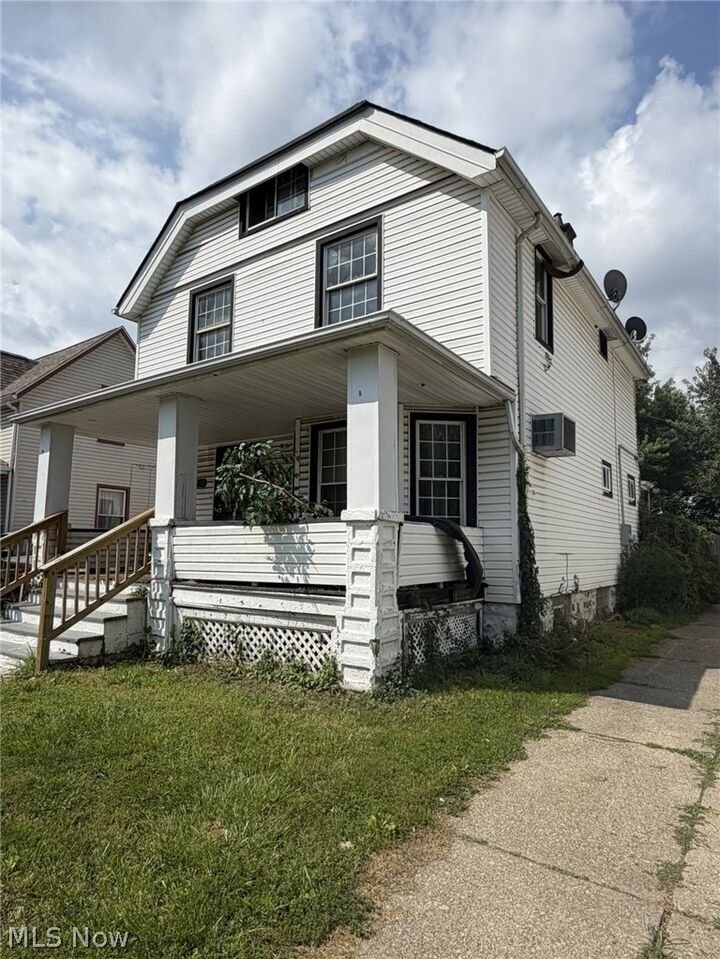 Property Photo:  2150 W 81st Street  OH 44102 
