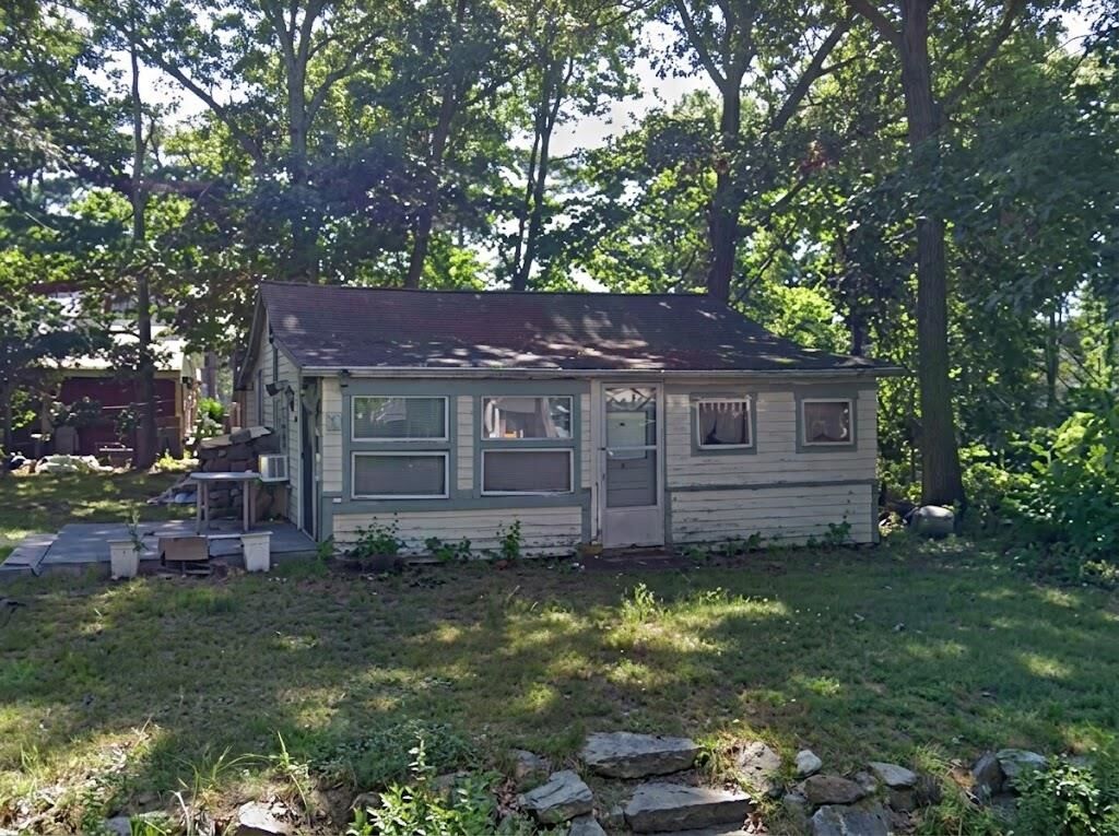 Property Photo:  15 Coburn Street  NH 03079 