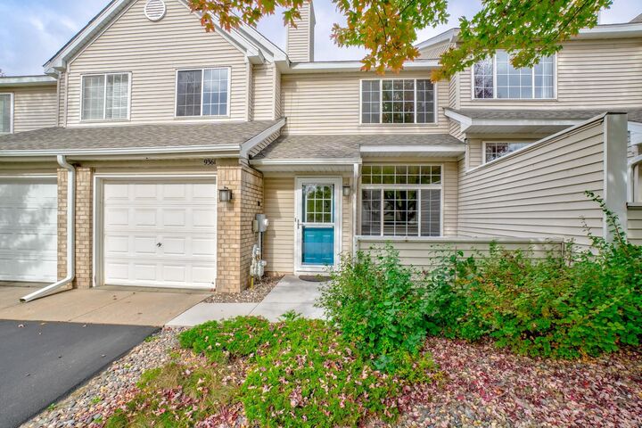Property Photo:  9361 Turnberry Alcove  MN 55125 