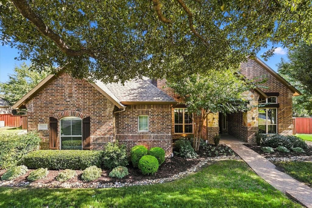 Property Photo: 3110 Creek Haven Drive TX 75077