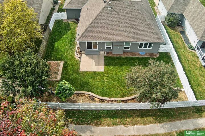 Property Photo:  1863 N 153rd Avenue  NE 68134 