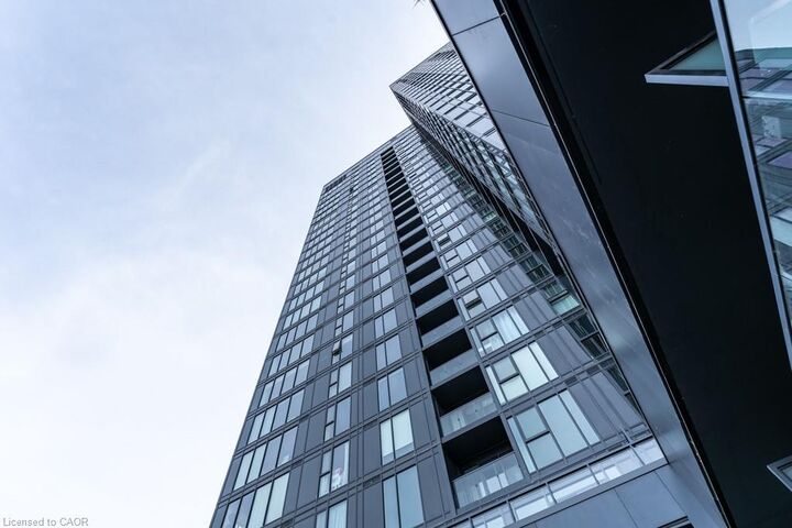 Property Photo:  370 Martha Street 210  ON L7R 0G9 