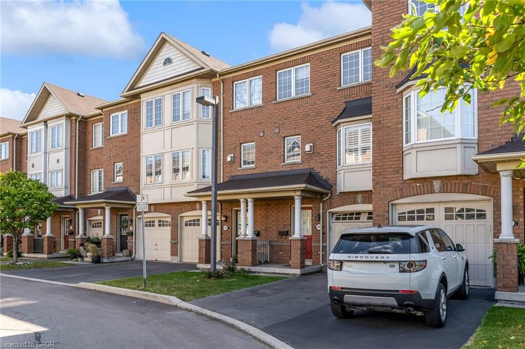 Property Photo:  470 Beach Boulevard 40  ON L8H 6X2 