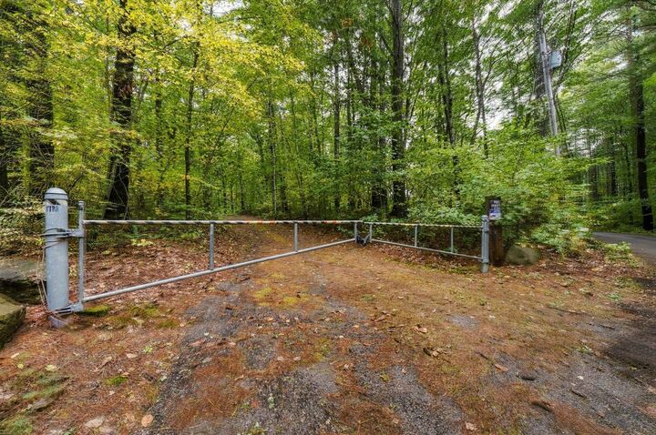 Property Photo:  17 Rear Brewster Road  NH 03038 