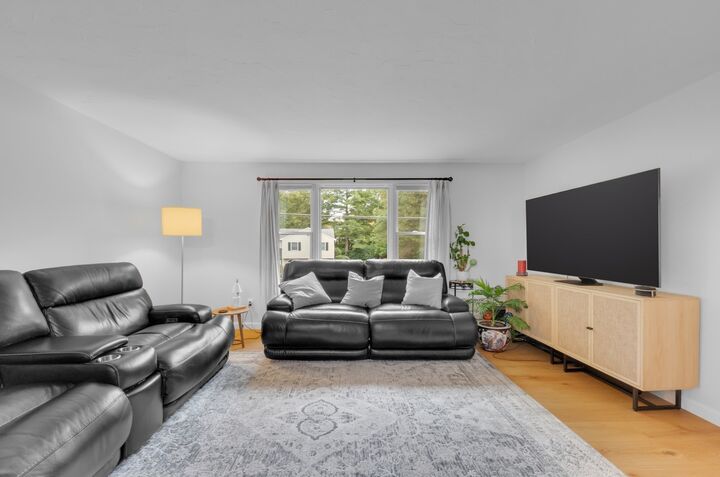 Property Photo:  7 Garrison Dr  MA 02762 