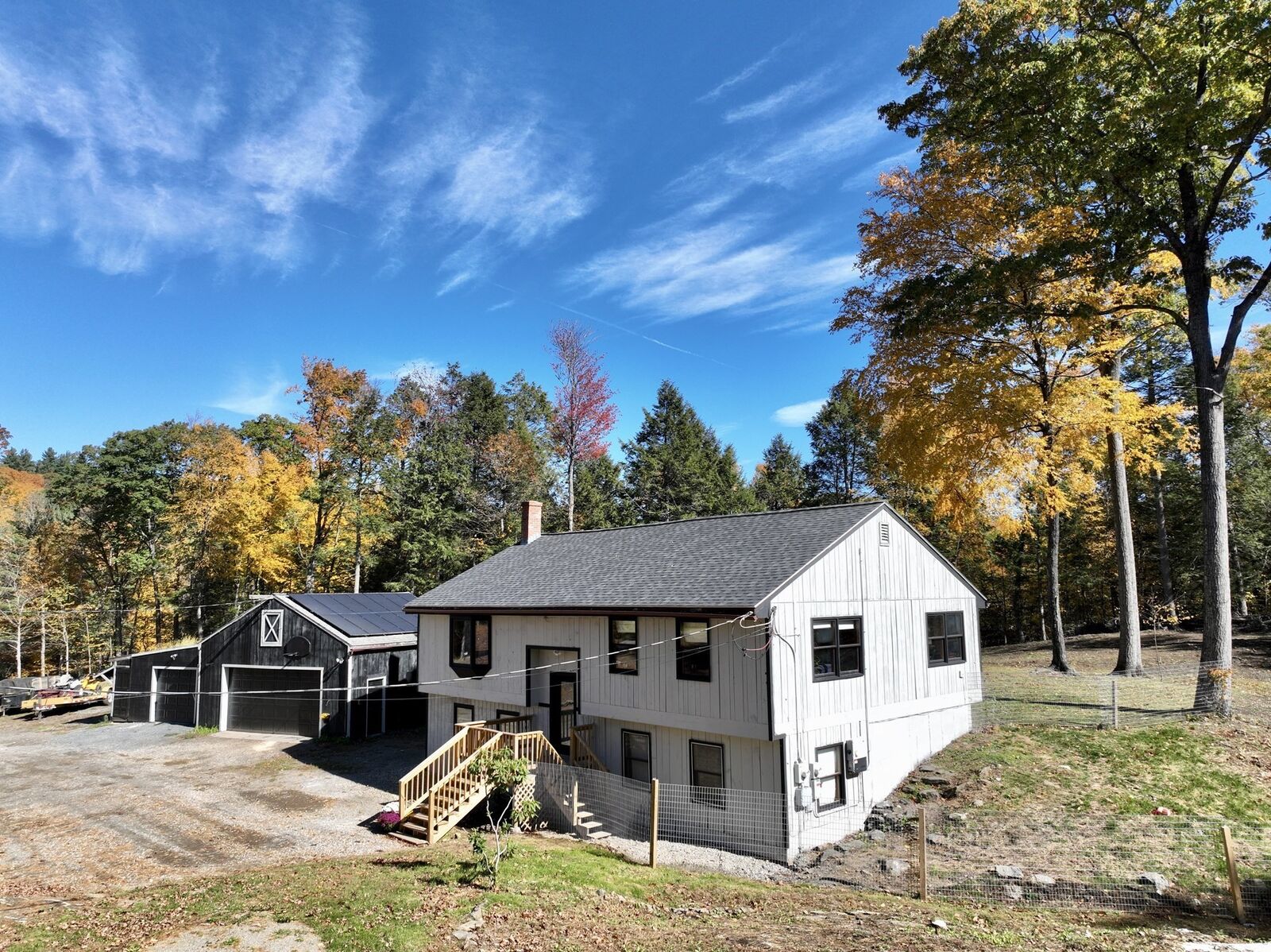 Property Photo:  425 N County Rd  MA 01337 