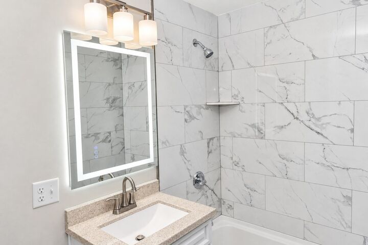 Property Photo:  150 Middlesex St 2  MA 01852 
